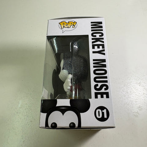 Mickey Mouse DIAMOND - Disney Funko Pop 01 HT Exclusive Vinyl Figure (11.4 Cm L × 8.9 Cm W × 15.9 Cm H)