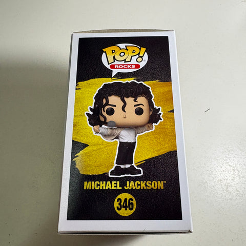BOX FLAWS VIEW PHOTOS Michael Jackson (Superbowl) Funko Pop 346 Vinyl Figure (11.4 Cm L × 8.9 Cm W × 15.9 Cm H)