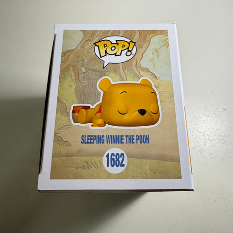 Winnie the Pooh Sleeping Disney Funko Pop 1682 Vinyl Figure (11.4 Cm L × 8.9 Cm W × 15.9 Cm H)