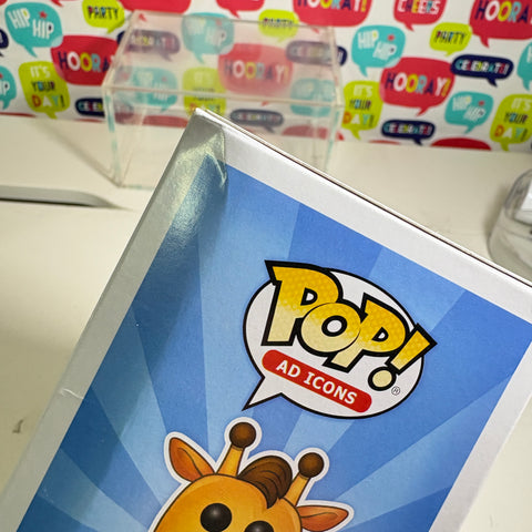 BOX FLAWS VIEW PHOTOS Geoffrey (Flocked) - Funko Pop Vinyl Figure 12 Exclusive