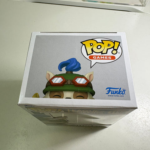 Teemo with Mushroom - League of Legends Funko Pop 1138 Vinyl Figure (11.4 Cm L × 8.9 Cm W × 15.9 Cm H)