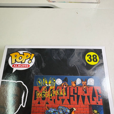 BOX FLAWS VIEW PHOTOS Snoop Dogg - Funko Pop 38 Album Vinyl Figure (22.9 Cm L × 8.9 Cm W × 22.9 Cm H)