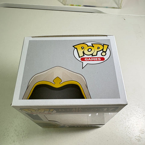 BOX FLAWS VIEW PHOTOS Tyrael - Diablo Funko Pop 17 Vinyl Figure (11.4 Cm L × 8.9 Cm W × 15.9 Cm H)