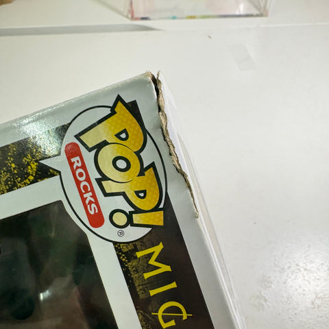 SEVERE BOX DAMAGE VIEW PHOTOS Offset - Migos Funko Pop 108 Vinyl Figure (11.4 Cm L × 8.9 Cm W × 15.9 Cm H)