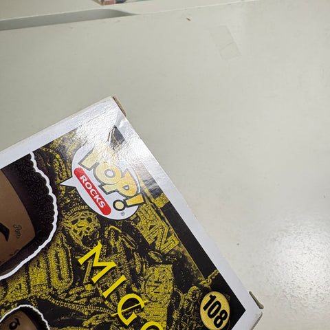 SEVERE BOX DAMAGE VIEW PHOTOS Offset - Migos Funko Pop 108 Vinyl Figure (11.4 Cm L × 8.9 Cm W × 15.9 Cm H)