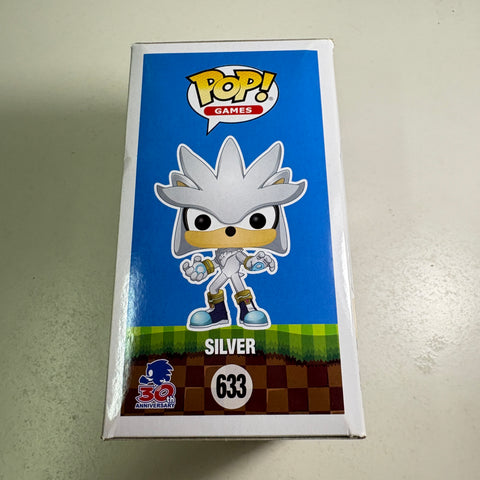 BOX FLAWS VIEW PHOTOS Silver - Sonic The Hedgehog Funko Pop 633 Vinyl Figure (11.4 Cm L × 8.9 Cm W × 15.9 Cm H)