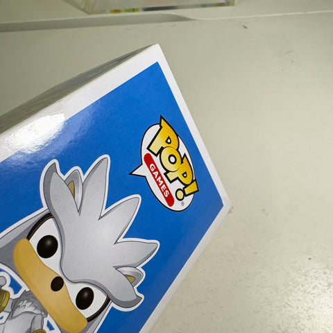 BOX FLAWS VIEW PHOTOS Silver - Sonic The Hedgehog Funko Pop 633 Vinyl Figure (11.4 Cm L × 8.9 Cm W × 15.9 Cm H)
