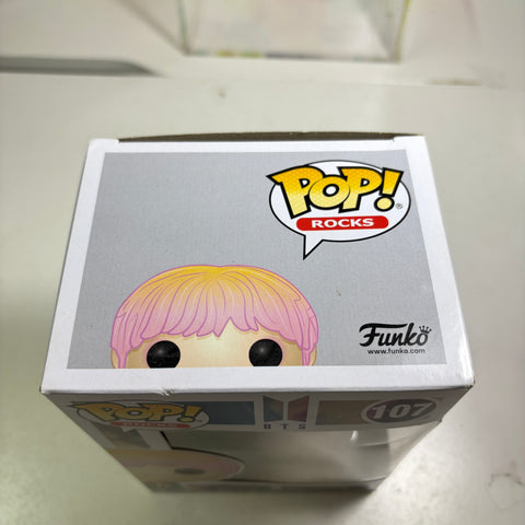 BOX FLAWS VIEW PHOTOS BTS - V Funko Pop Rocks 107 Vinyl Figure Collectible