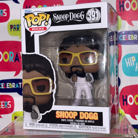 BOX FLAWS VIEW PHOTOS - Snoop Dogg Funko Pop 391 Vinyl Figure (11.4 Cm L × 8.9 Cm W × 15.9 Cm H)