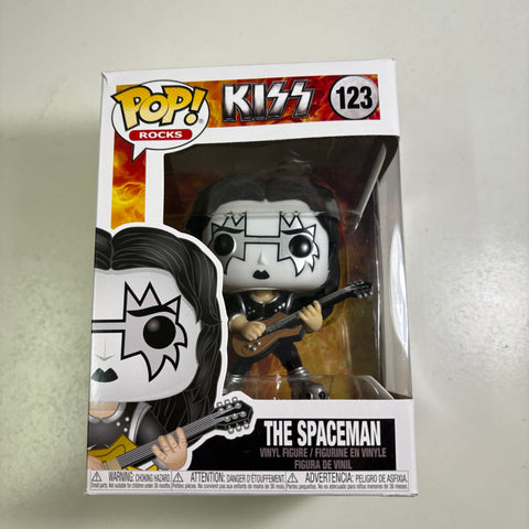 BOX FLAWS VIEW PHOTOS The Spaceman - Kiss Funko Pop Rocks 123