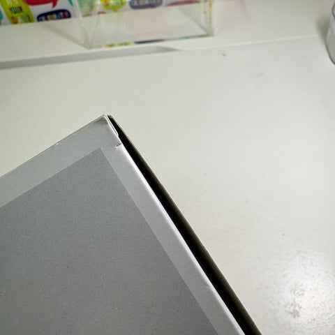 BOX FLAWS VEW PHOTOS The Neighbour with Milk and Cookies - Hello Neighbour Funko Pop 263 (11.4 Cm L × 8.9 Cm W × 15.9 Cm H)