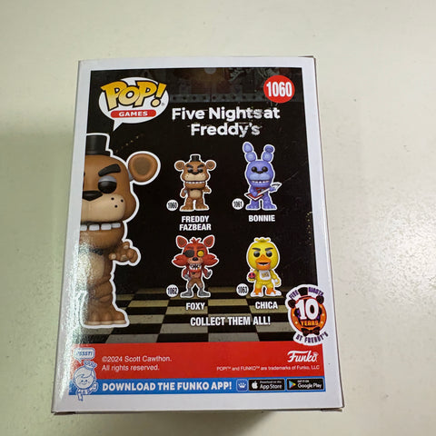 Freddy Fazbear - Five Nights at Freddy's - Funko Pop 1060 (11.4 Cm L × 8.9 Cm W × 15.9 Cm H)