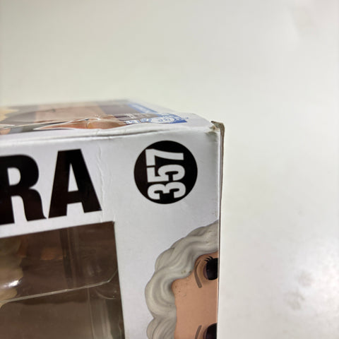 BOX DAMAGE VIEW PHOTOS Shakira - Funko Pop 357 Vinyl Figure (11.4 Cm L × 8.9 Cm W × 15.9 Cm H)