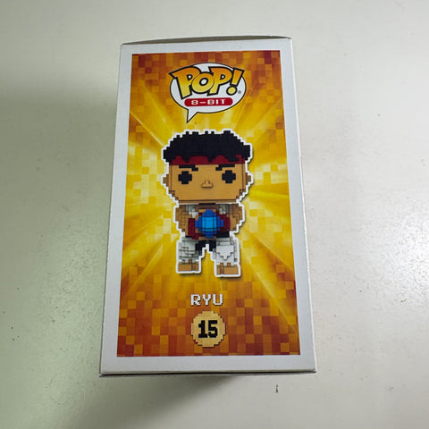 BOX FLAWS VIEW PHOTOS Ryu 8-Bit - Street Fighter Funko Pop 15 (11.4 Cm L × 8.9 Cm W × 15.9 Cm H)