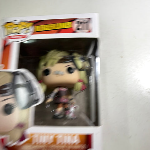 BOX FLAWS VIEW PHOTOS Tiny Tina - Borderlands Funko Pop 211 (11.4 Cm L × 8.9 Cm W × 15.9 Cm H)