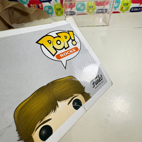 BOX DAMAGE VIEW PHOTOS Lars Ulrich - Metallica Funko Pop 207 Vinyl Figure (11.4 Cm L × 8.9 Cm W × 15.9 Cm H)